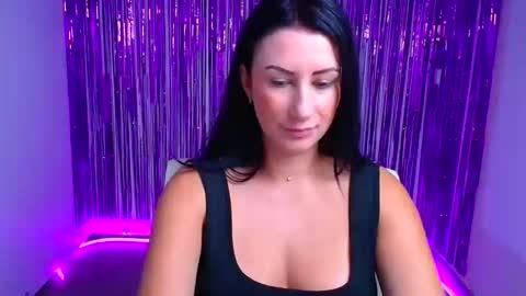 Emma online show from 09/15/25, 11:54