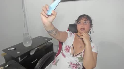 Emma online show from 09/13/25, 11:26