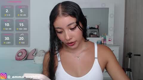 Snapshot of _emma_sophie chatting on 05/25/26, 08:04 Emma Sophie online show from 05/25/26, 08:04