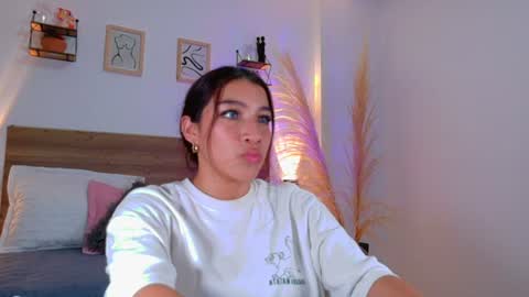 _emmacherry online show from 06/30/26, 04:19