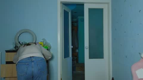 Sam  online show from 02/04/25, 02:21