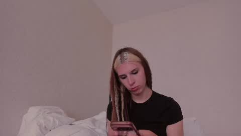 Eva online show from 07/15/26, 05:56