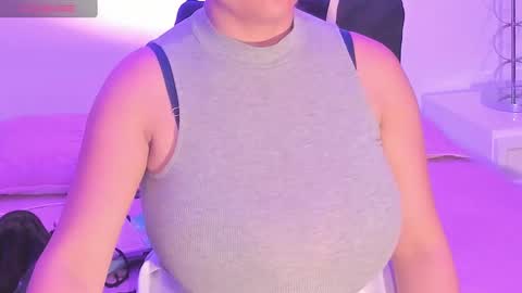 bigboobs evelyn online show from 12/10/24, 03:30