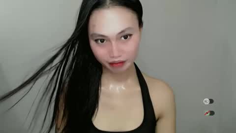 STEFFANNY WELL. online show from 12/09/24, 08:33