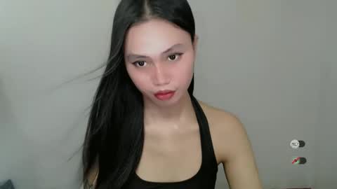 STEFFANNY WELL. online show from 12/18/24, 02:42