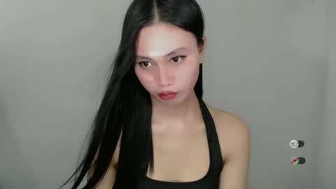 STEFFANNY WELL. online show from 12/22/24, 06:37