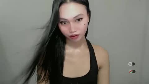 STEFFANNY WELL. online show from 12/28/24, 07:33