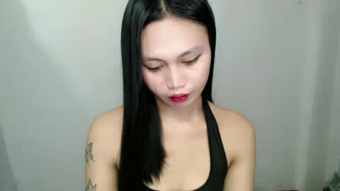 STEFFANNY WELL. online show from 02/23/25, 09:37