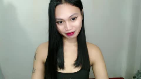 STEFFANNY WELL. online show from 02/24/25, 12:41