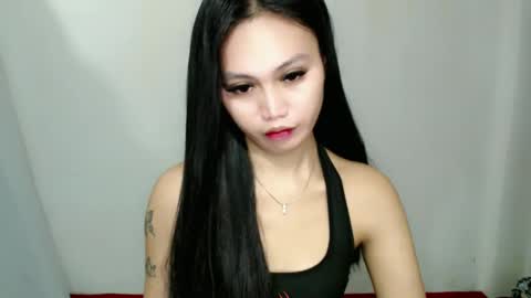 STEFFANNY WELL. online show from 02/26/25, 10:53
