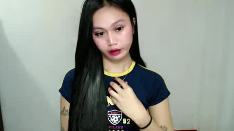 STEFFANNY WELL. online show from 03/08/25, 11:49