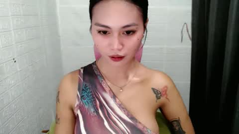 Snapshot of _fannywell chatting on 11/17/25, 03:29 STEFFANNY WELL. online show from 11/17/25, 03:29