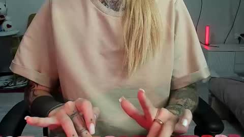 Alis online show from 09/17/25, 03:46