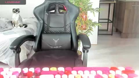 Alis online show from 06/20/26, 07:11