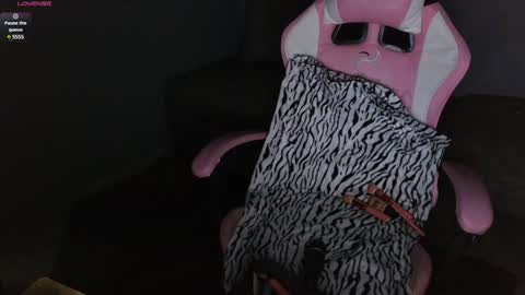 Snapshot of _gala__ chatting on 12/06/24, 09:54 we are hot friends online show from 12/06/24, 09:54