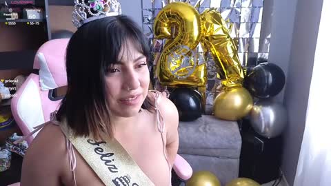 Snapshot of _gala__ chatting on 12/31/24, 02:47 we are hot friends online show from 12/31/24, 02:47