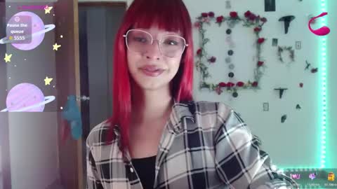 Snapshot of _galya_ chatting on 12/18/25, 12:33 Galya online show from 12/18/25, 12:33