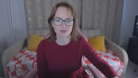 Snapshot of _gingermean_ chatting on 12/15/25, 04:39 GingerMean online show from 12/15/25, 04:39