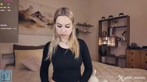 Rina online show from 10/15/25, 11:49