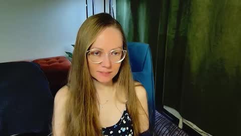 _goldilocks__ online show from 09/28/25, 06:41