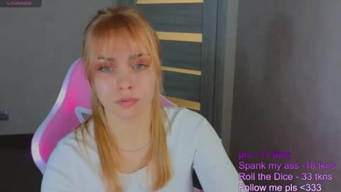 Snapshot of _gravity chatting on 02/15/25, 04:56 _gravity online show from 02/15/25, 04:56