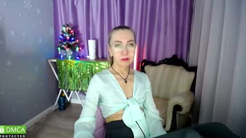 _greybunny_ online show from 01/12/25, 01:16