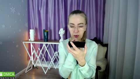 _greybunny_ online show from 01/21/25, 07:26