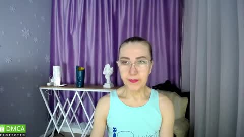 _greybunny_ online show from 02/02/25, 01:19