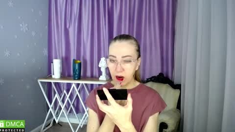 _greybunny_ online show from 02/08/25, 09:24