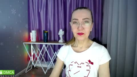 _greybunny_ online show from 02/10/25, 10:42