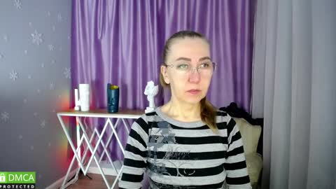 _greybunny_ online show from 02/22/25, 09:01