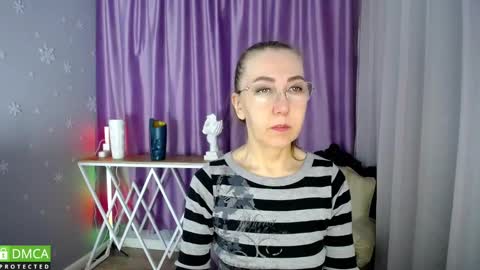 _greybunny_ online show from 02/23/25, 02:40