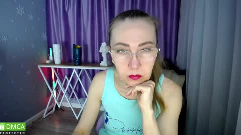 _greybunny_ online show from 02/26/25, 06:04
