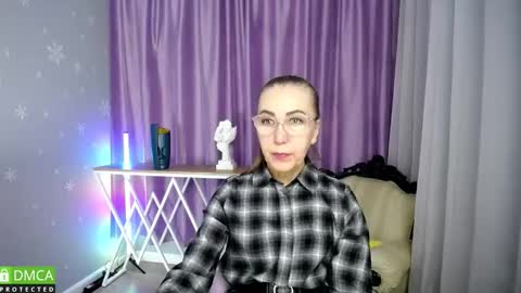 Snapshot of _greybunny_ chatting on 09/27/25, 11:26 _greybunny_ online show from 09/27/25, 11:26