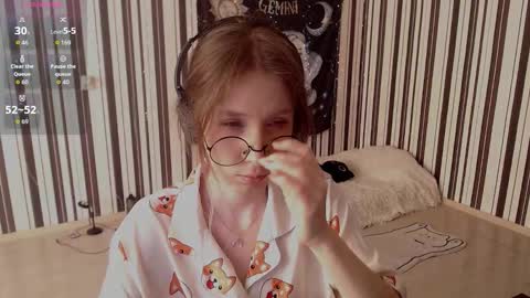 Snapshot of _hanna_moon_ chatting on 09/18/25, 11:56 Hannaolotl online show from 09/18/25, 11:56