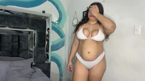 Snapshot of _hells_bells chatting on 11/03/25, 10:38 Sam and MIke online show from 11/03/25, 10:38