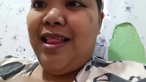 _hershey003 online show from 09/08/25, 11:48