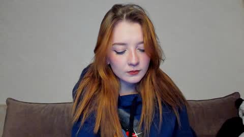 _hey_scarlett_ online show from 01/15/25, 07:34