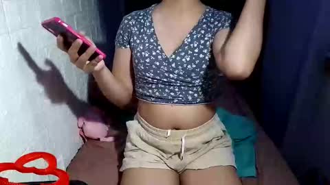 hoely molly online show from 11/11/25, 12:43