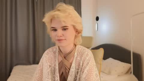 Alisha online show from 06/01/26, 12:18