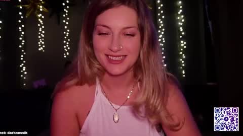 Snapshot of _hypnotic_gaze_ chatting on 03/07/25, 11:18 Nessy  online show from 03/07/25, 11:18