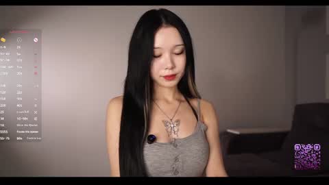 you Mia online show from 07/12/26, 03:47