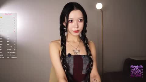 you Mia online show from 07/28/26, 04:05