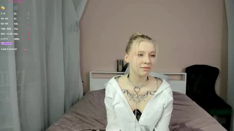 Daisy online show from 12/18/25, 07:03