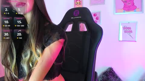 Snapshot of _ivanna_volk chatting on 10/22/25, 11:15 Ivanna online show from 10/22/25, 11:15