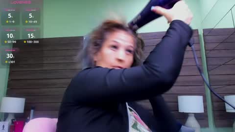 Snapshot of _jaadee_ chatting on 03/31/26, 11:54 JADE online show from 03/31/26, 11:54