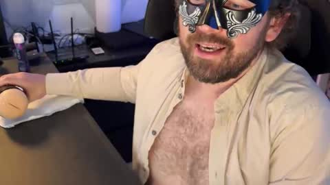 Snapshot of _jack_38 chatting on 11/08/25, 12:33 John online show from 11/08/25, 12:33