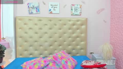 Snapshot of _jade_01 chatting on 10/09/25, 12:03 J A D E online show from 10/09/25, 12:03