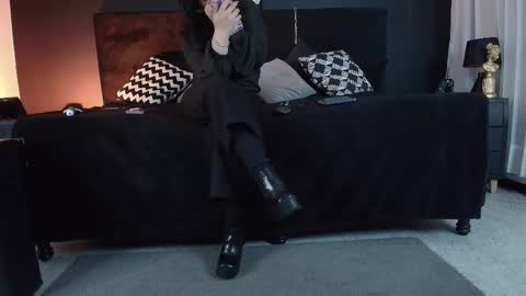 Snapshot of _jade_16 chatting on 09/25/25, 11:47 Miss Jade online show from 09/25/25, 11:47