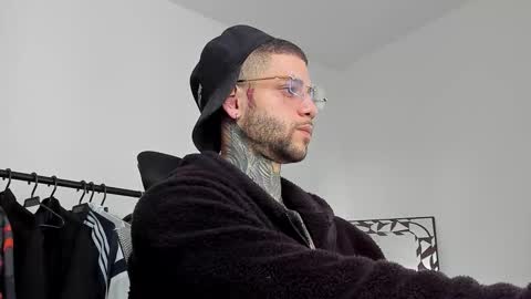 jeison online show from 10/08/25, 07:44